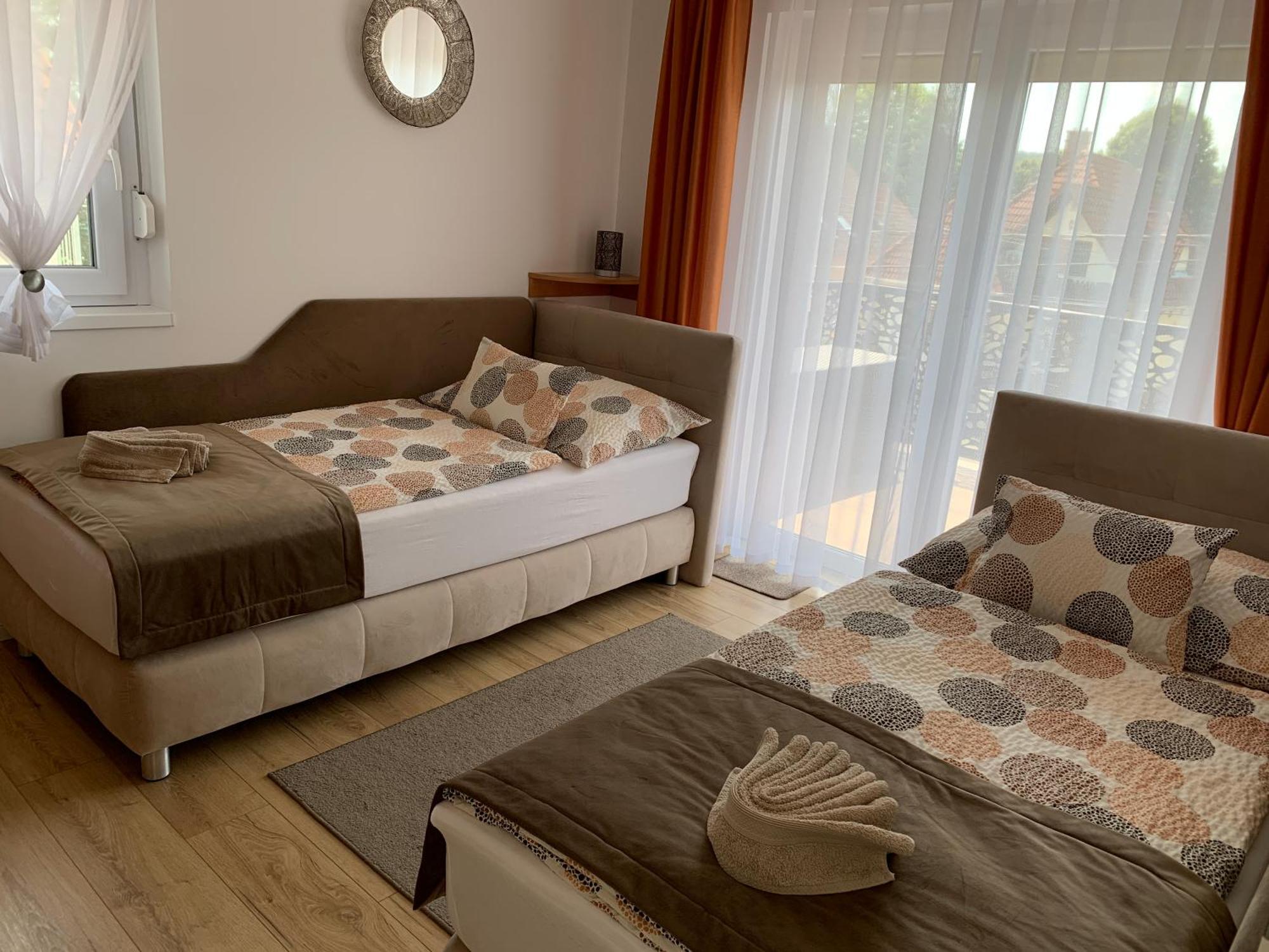Dodi Apartman Zalakaros Luaran gambar